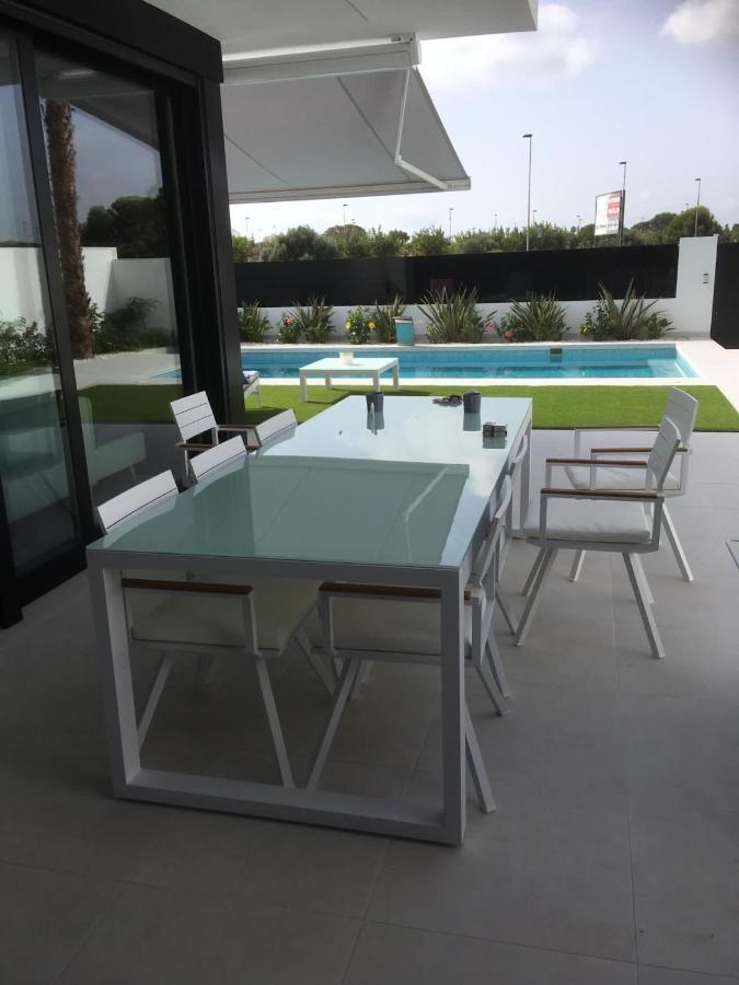 Villa Floralize Santiago De La Ribera Bagian luar foto